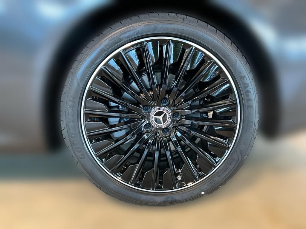 Mercedes-Benz CLE 220 2025