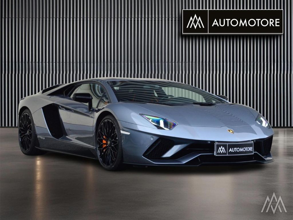 Lamborghini Aventador 2018