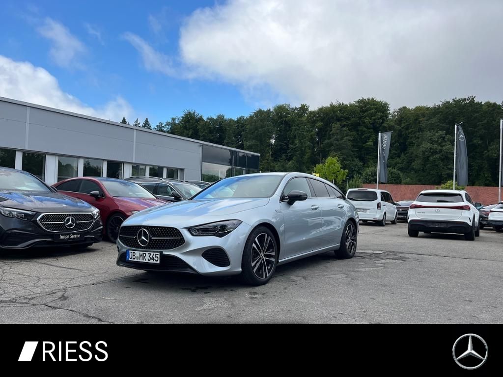 Mercedes-Benz CLA 200 Shooting Brake 2025