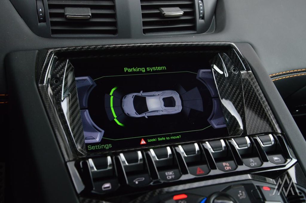 Lamborghini Aventador 2018