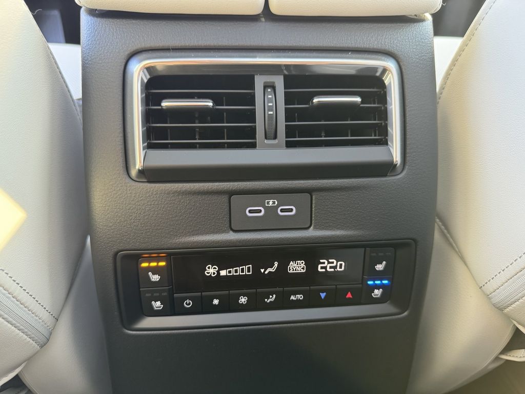 Mazda CX-80 2024