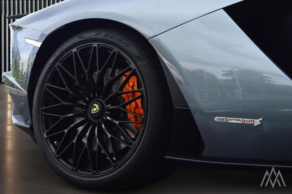 Lamborghini Aventador 2018