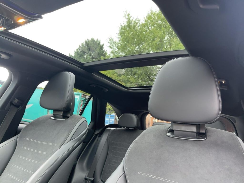 Mercedes-Benz GLC 300 2024