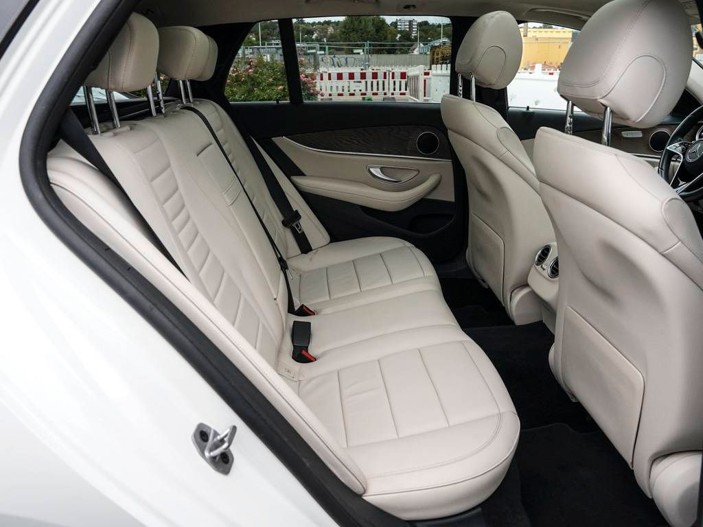 Mercedes-Benz E 300 2022