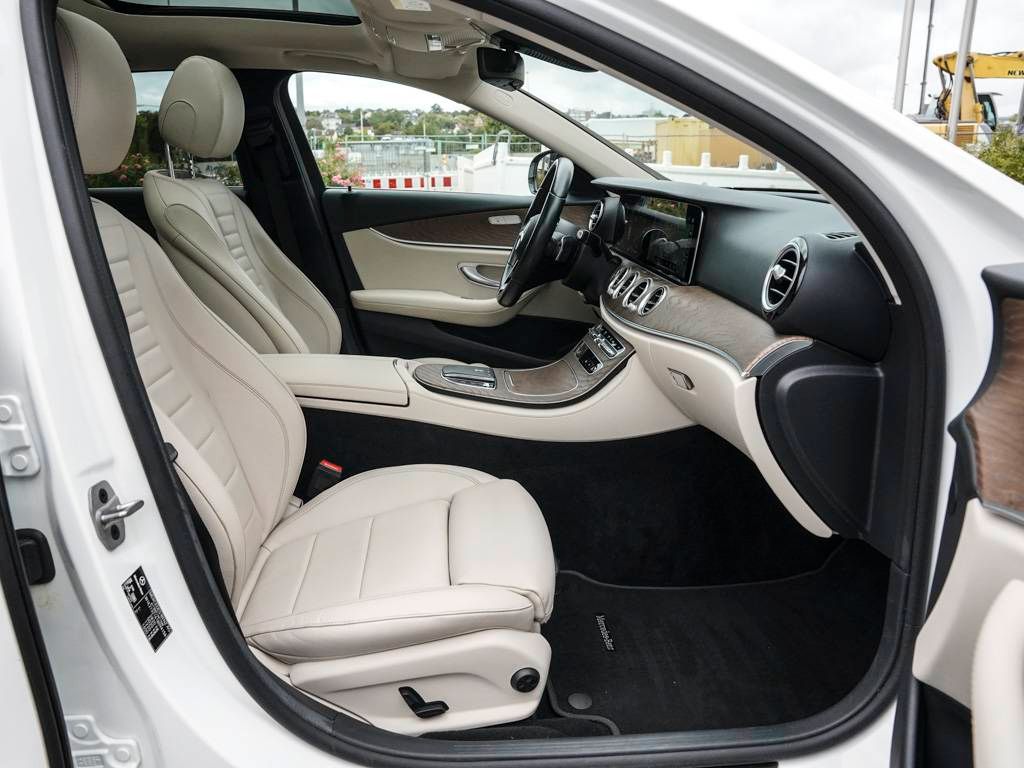 Mercedes-Benz E 300 2022