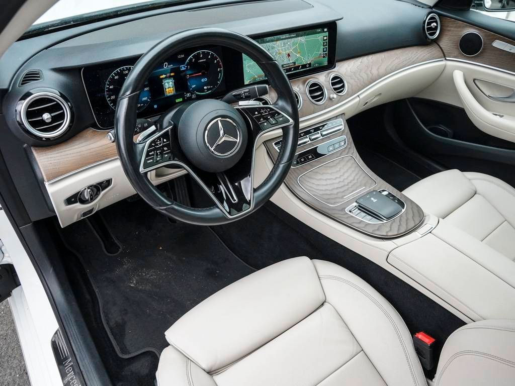 Mercedes-Benz E 300 2022