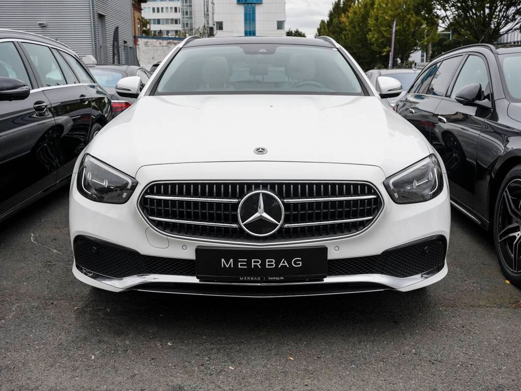 Mercedes-Benz E 300 2022