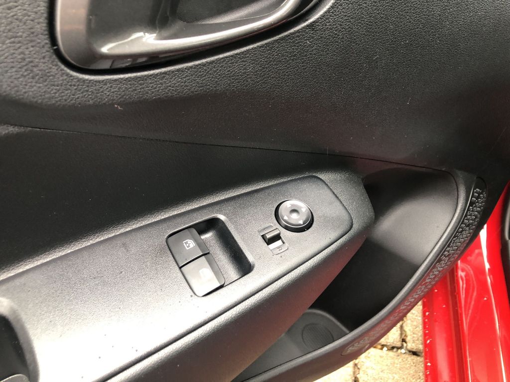 Hyundai i10 2025