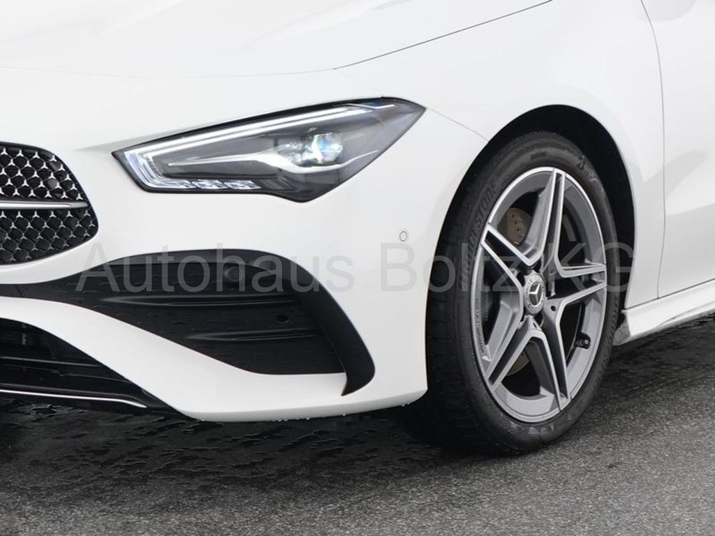 Mercedes-Benz CLA 200 2024