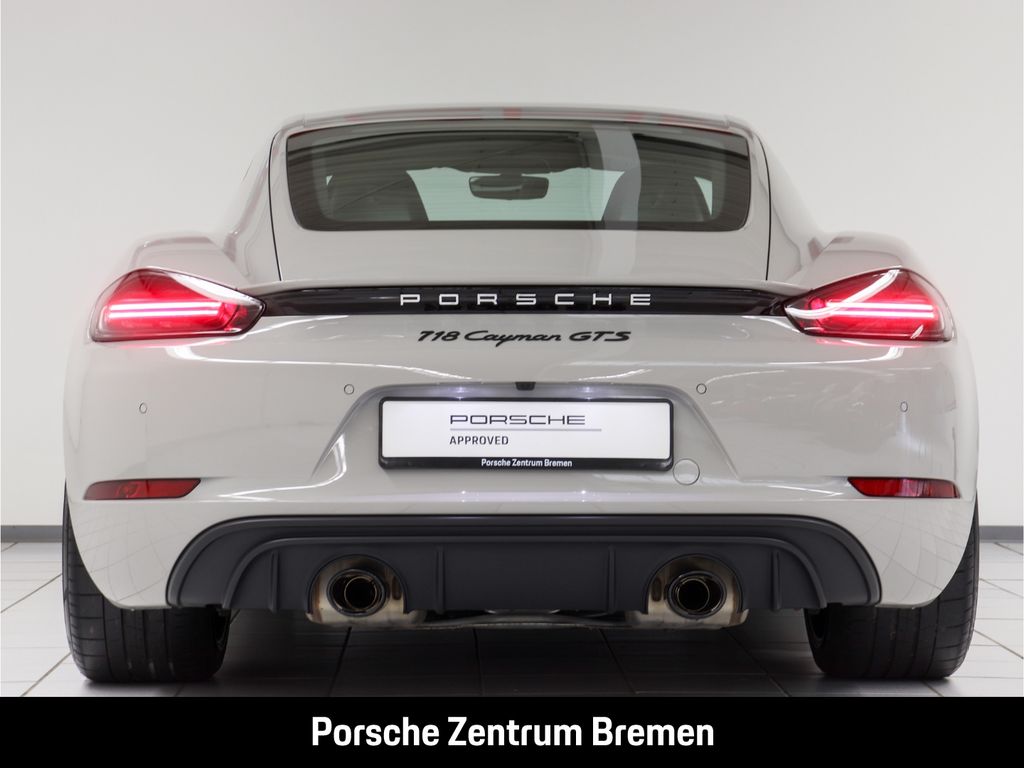 Porsche Cayman 2024