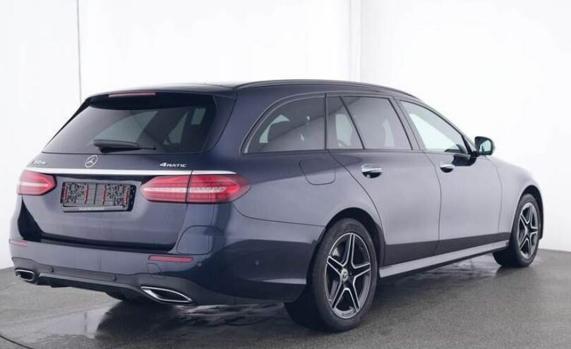 Mercedes-Benz E 300 2023