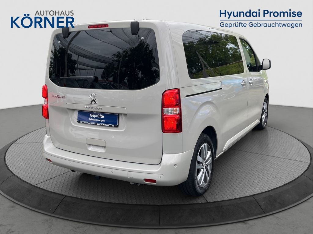 Peugeot Traveller 2021