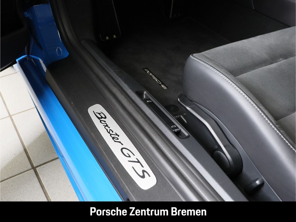 Porsche Boxster 2024