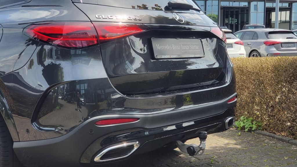 Mercedes-Benz GLC 300 2025