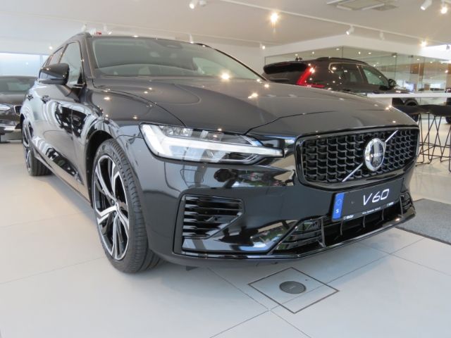 Volvo V60 2025