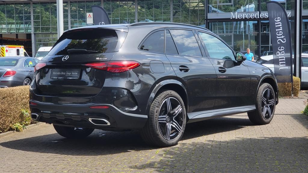 Mercedes-Benz GLC 300 2025