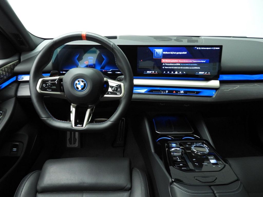 BMW i5 2024