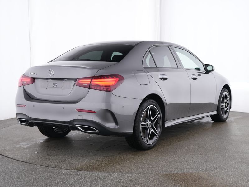 Mercedes-Benz A 250 2024