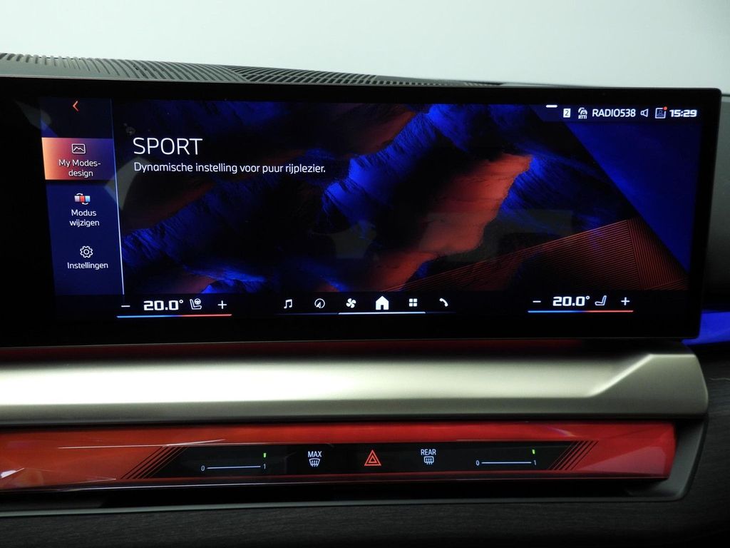 BMW i5 2024