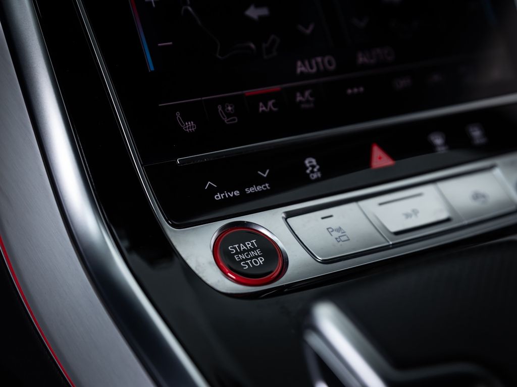 Audi SQ7 2023