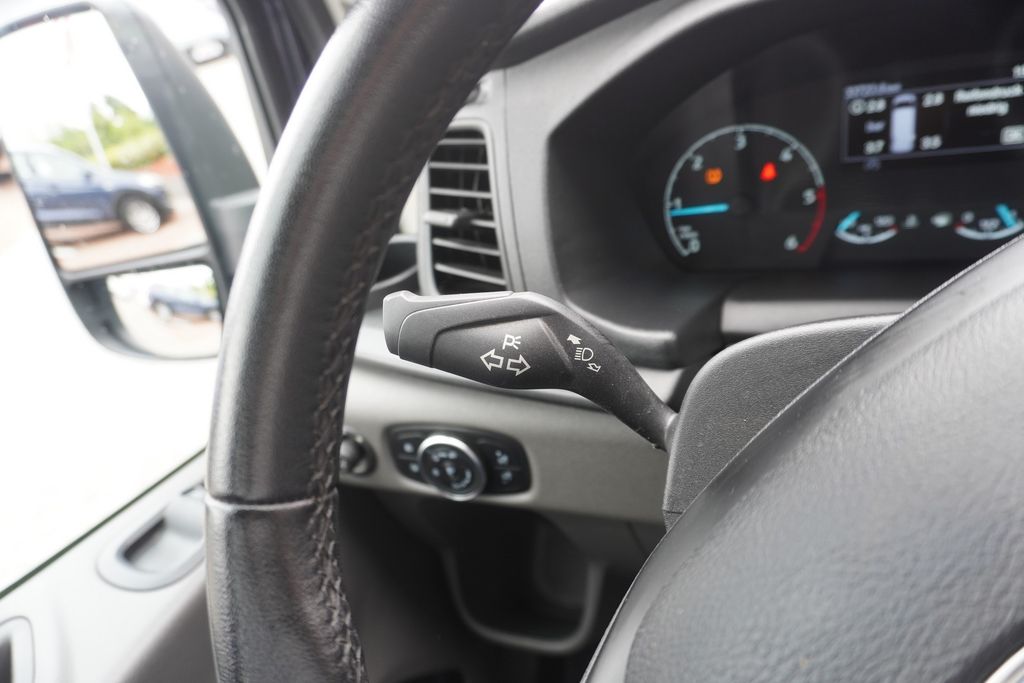Ford Transit 2021