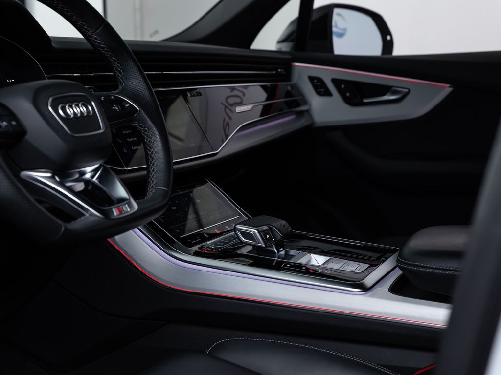 Audi SQ7 2023