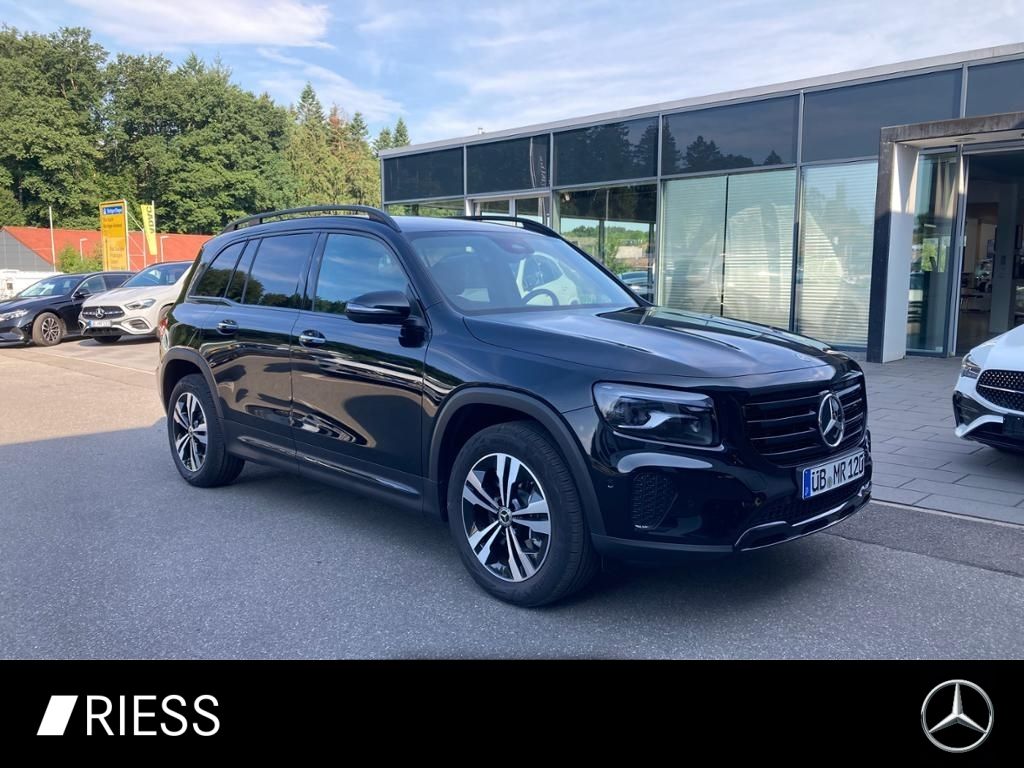 Mercedes-Benz GLB 200 2025