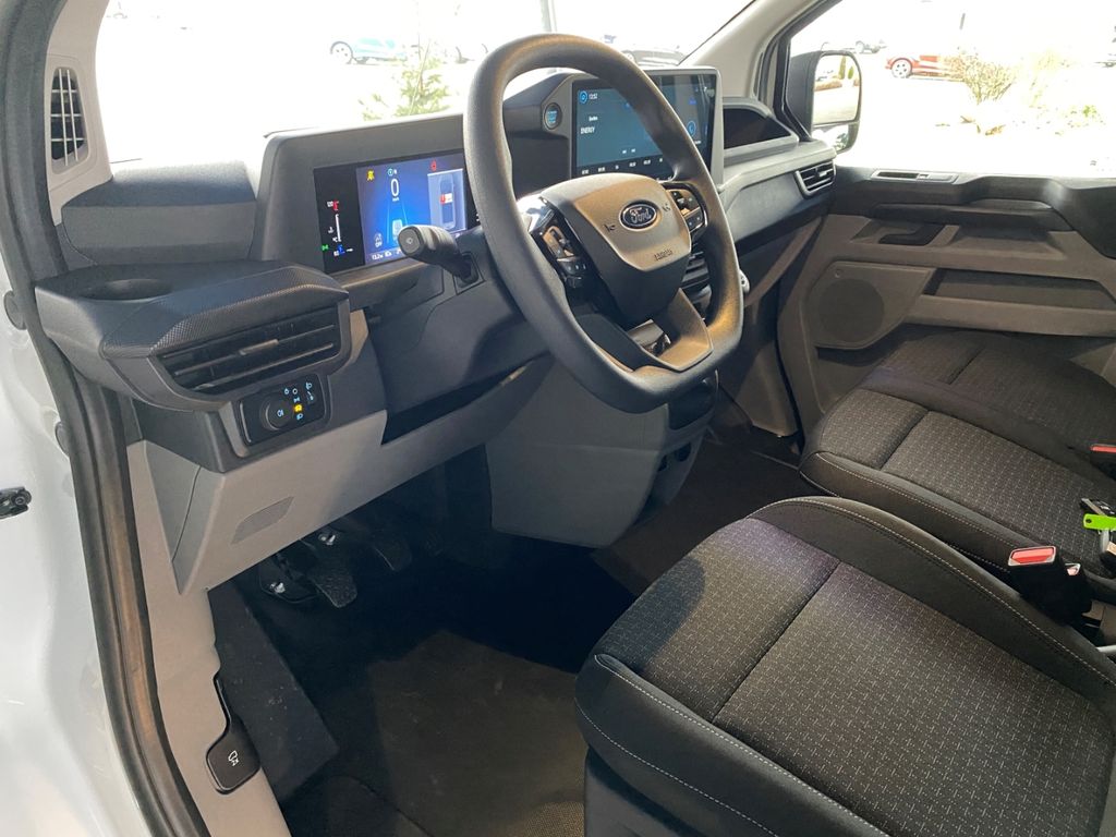 Ford Transit Custom 2025