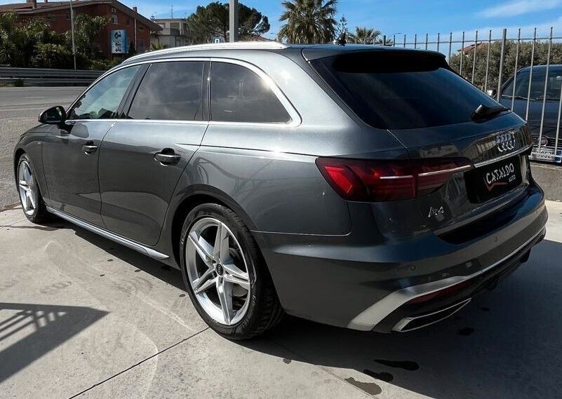 Audi A4 2023