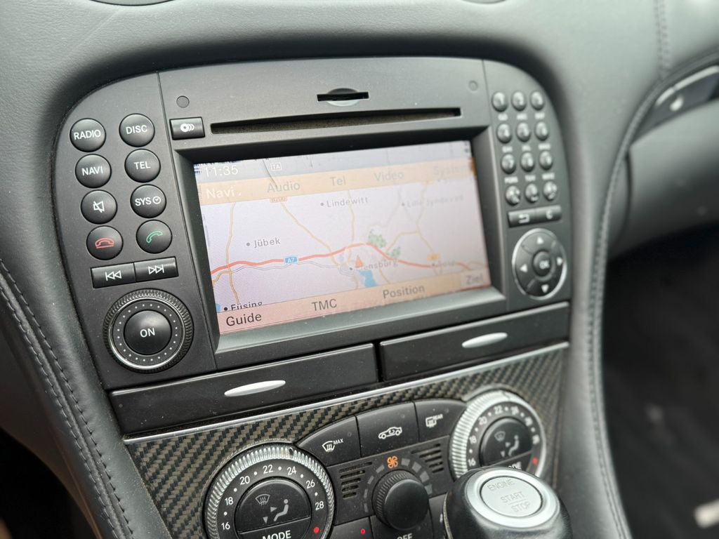 Mercedes-Benz SL 63 AMG 2011