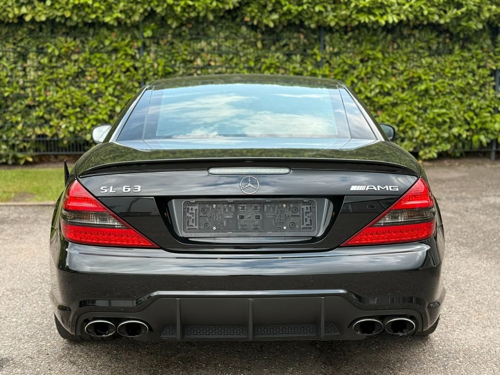 Mercedes-Benz SL 63 AMG 2011