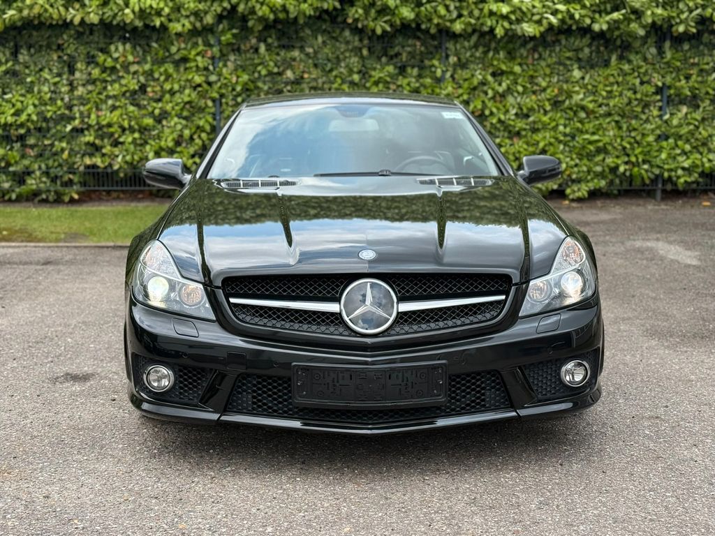 Mercedes-Benz SL 63 AMG 2011