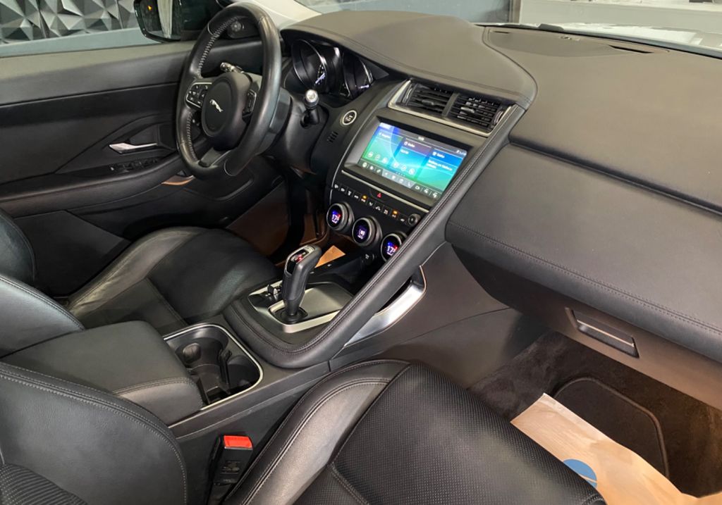 Jaguar E-Pace 2020