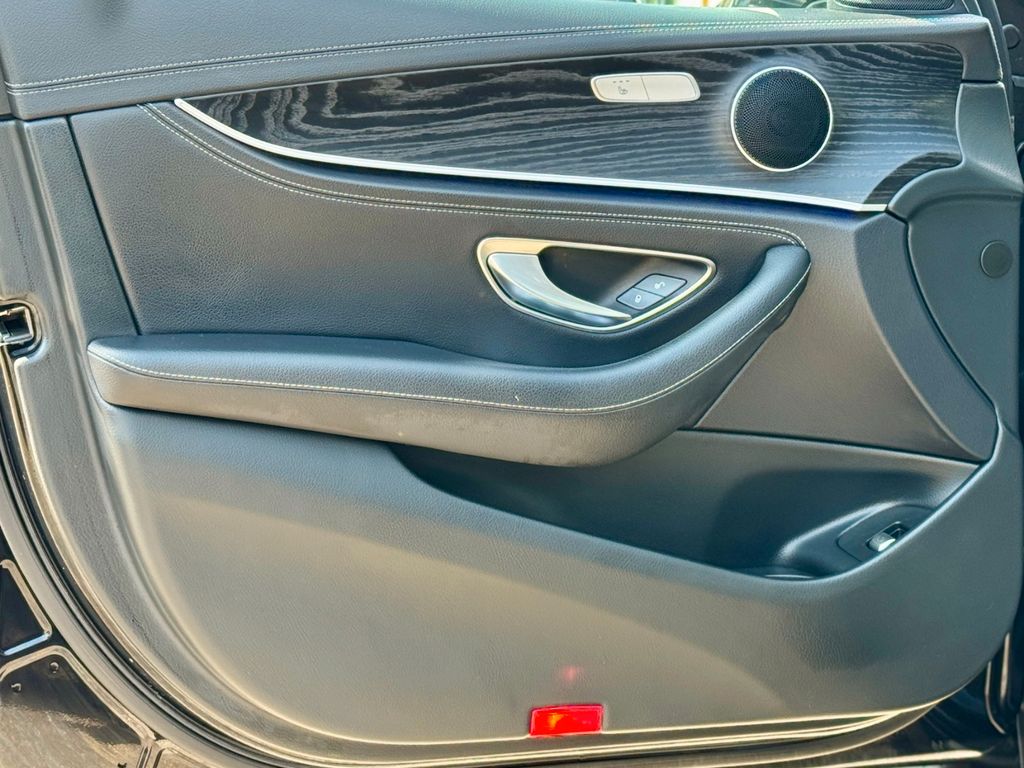 Mercedes-Benz E 300 2020