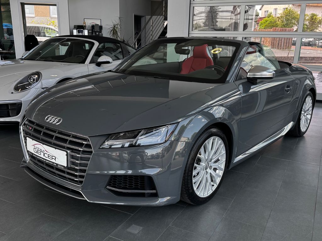 Audi TT 2015
