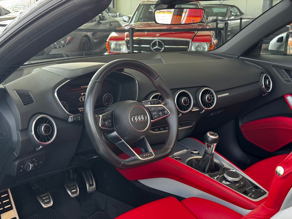 Audi TT 2015