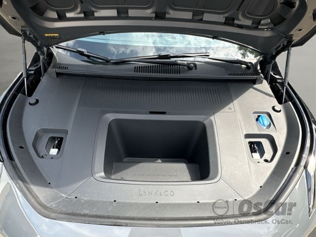Lynk&amp;Co 02
