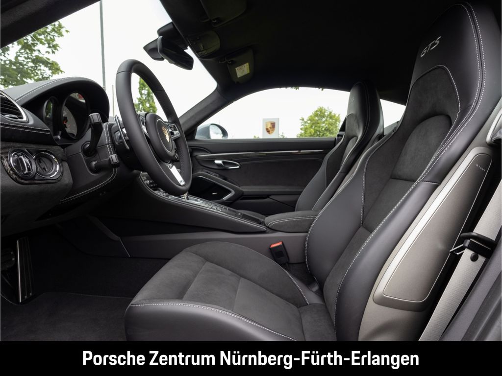 Porsche Cayman 2024