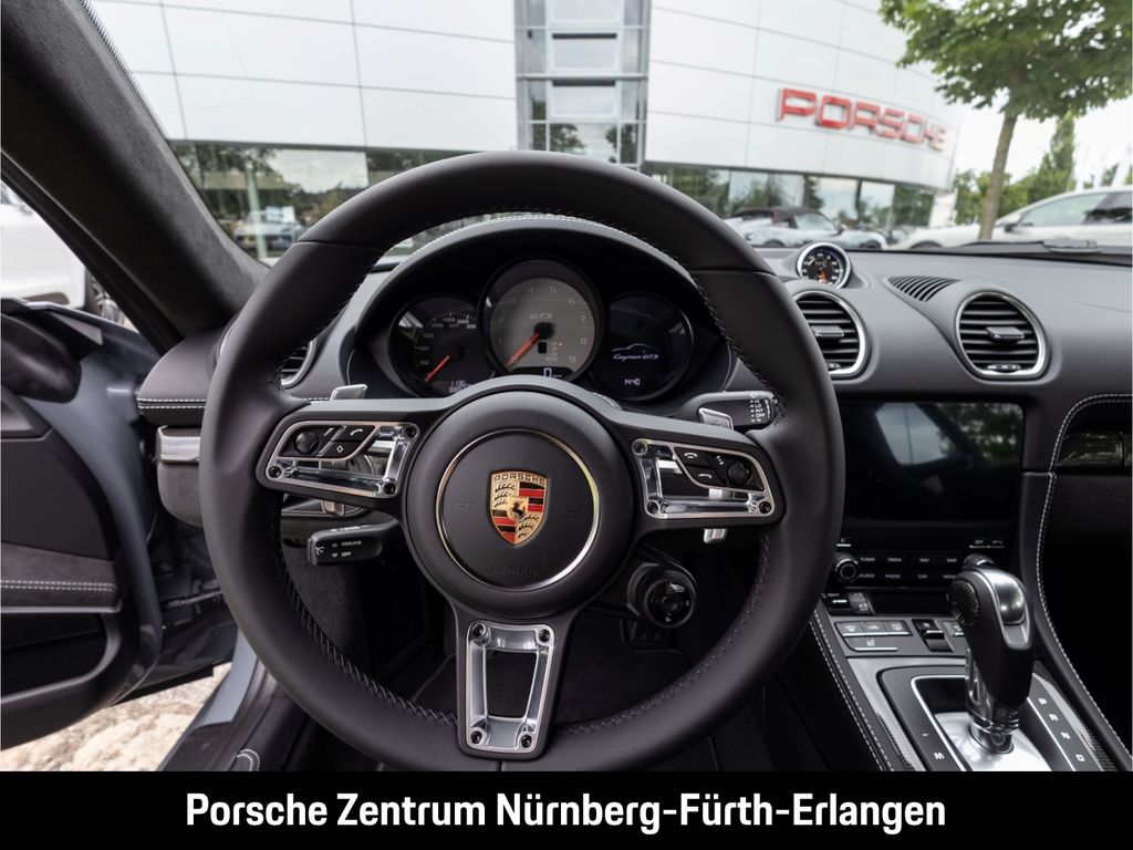 Porsche Cayman 2024