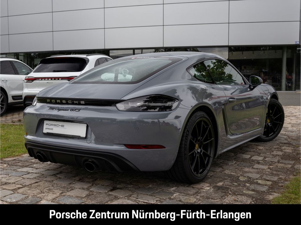 Porsche Cayman 2024