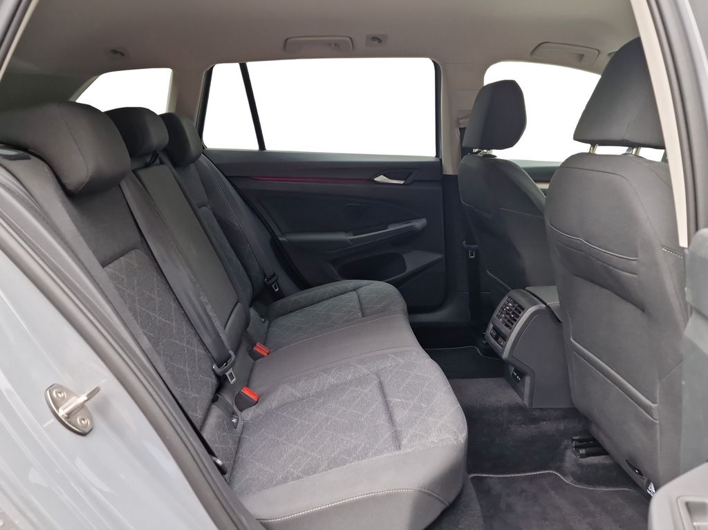 Volkswagen Golf 2021