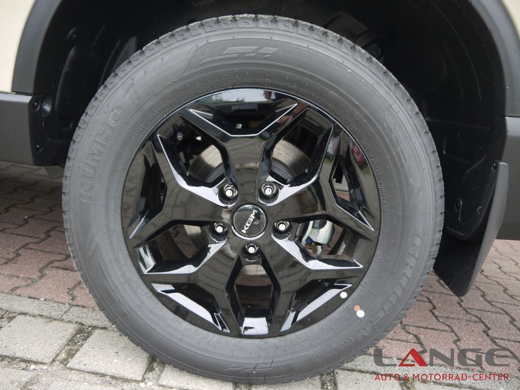 KGM Musso Grand 2025