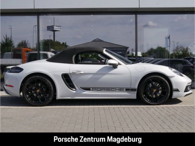 Porsche Boxster 2024