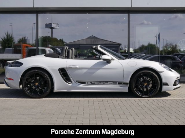 Porsche Boxster 2024