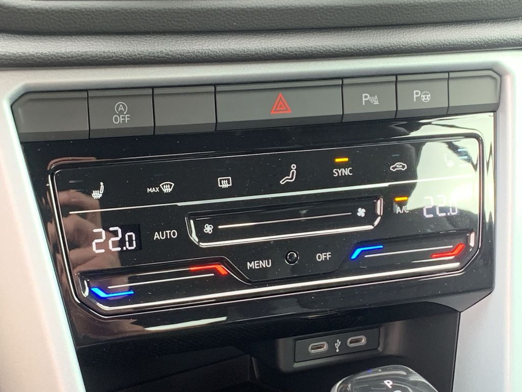 Volkswagen T-Roc 2025