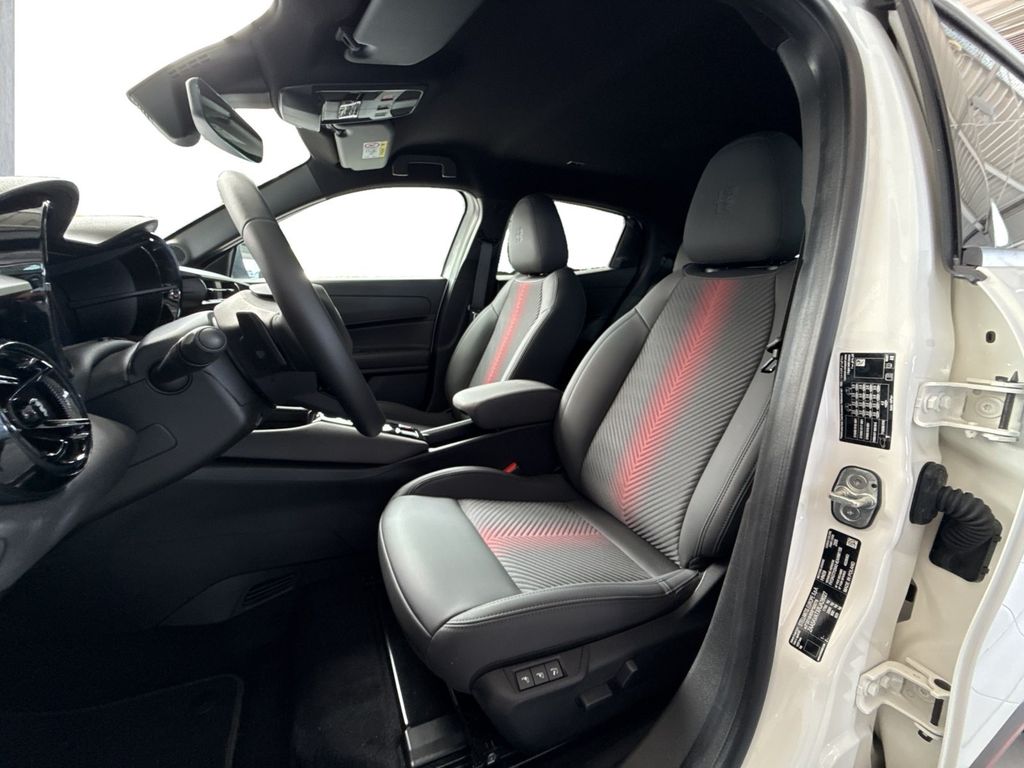 Alfa Romeo Junior 2025