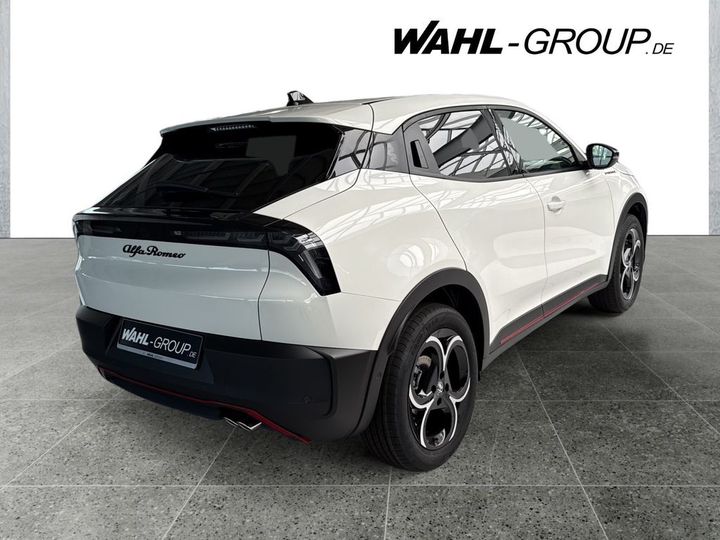 Alfa Romeo Junior 2025