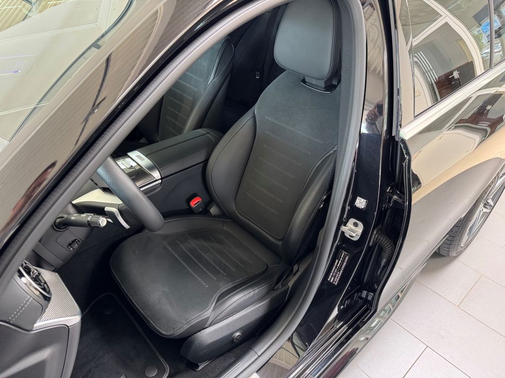 Mercedes-Benz C 300 2023