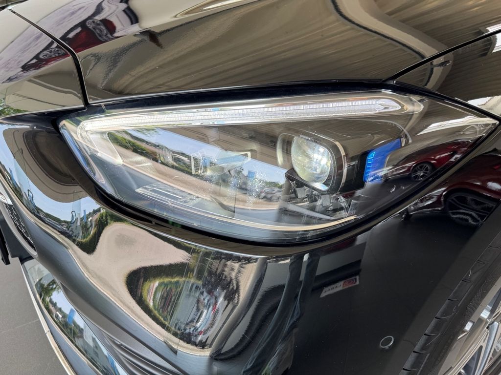 Mercedes-Benz C 300 2023