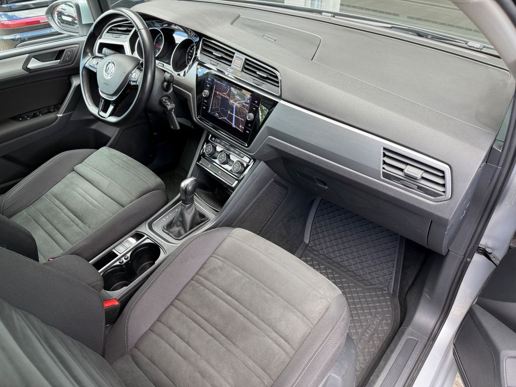 Volkswagen Touran 2021